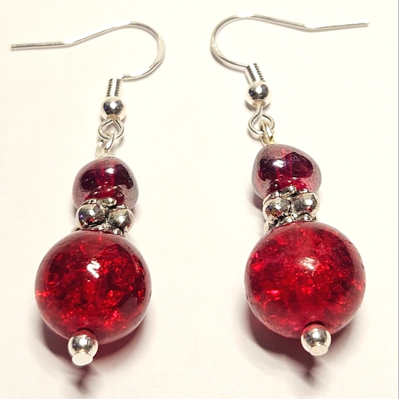 Red Crackled Glass Beaded Earrings - Picture 3 of 6